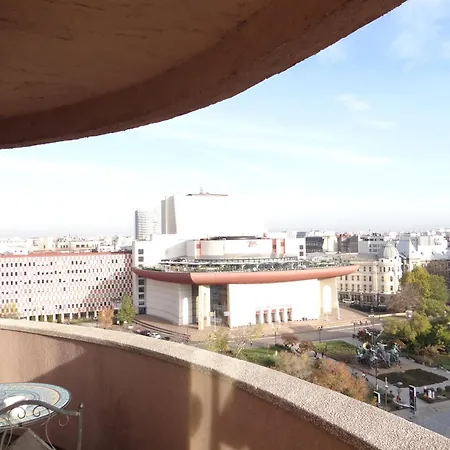 The One Balcescu- View Over Center Apartment Bucharest